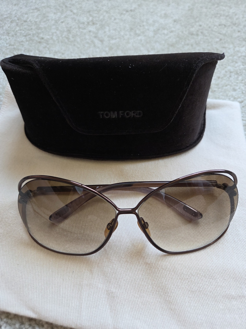 Tomford Sunglasses - Picture 7 of 8